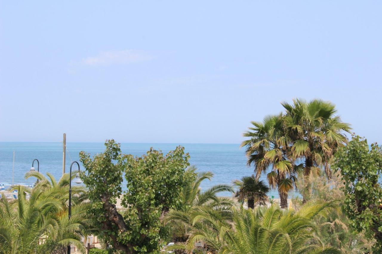 Bed and breakfast Sulmare Alba Adriatica Extérieur photo